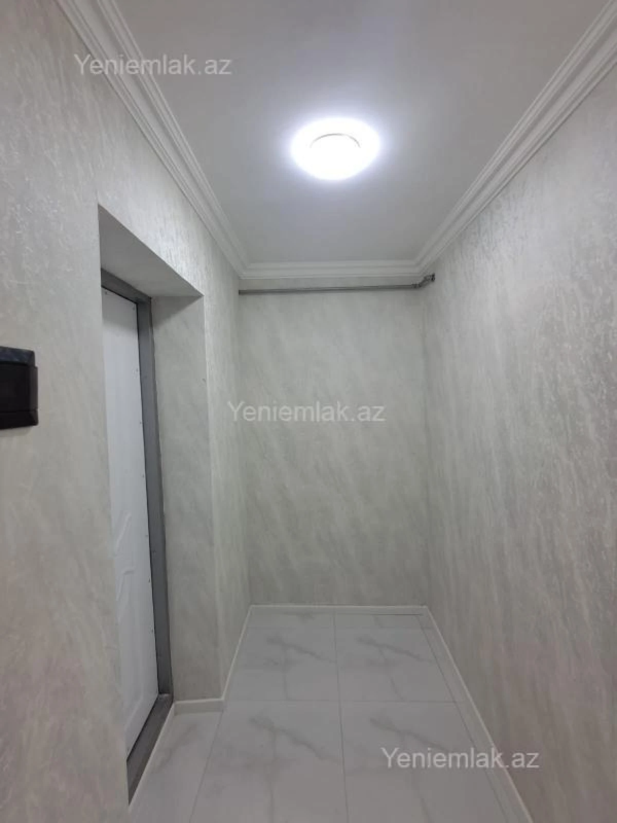 Satılır 2 otaqlı köhnə tikili 50 m²