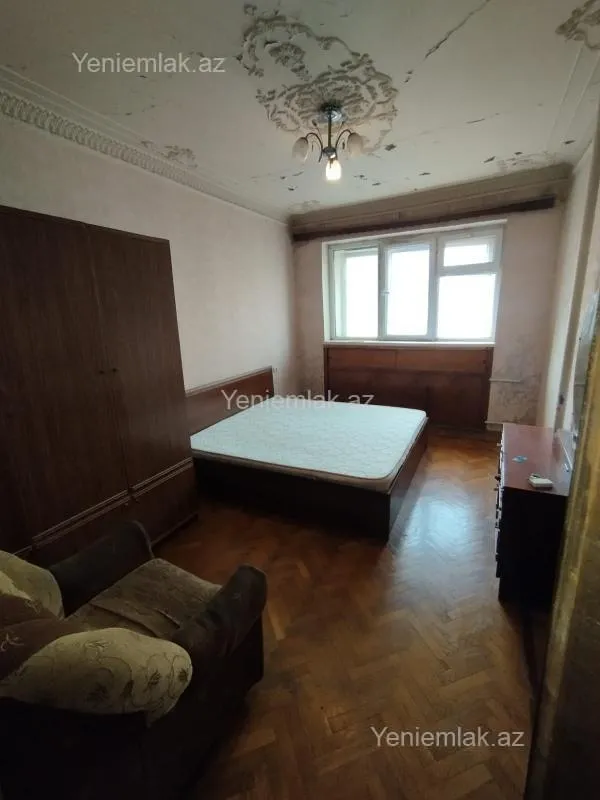 Satılır 3 otaqlı köhnə tikili 80 m²