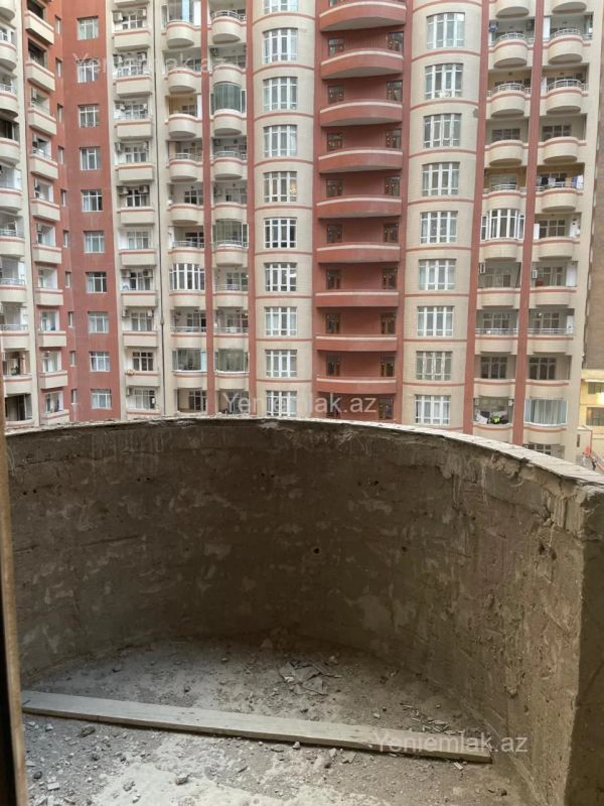Satılır 3 otaqlı yeni tikili 140 m²