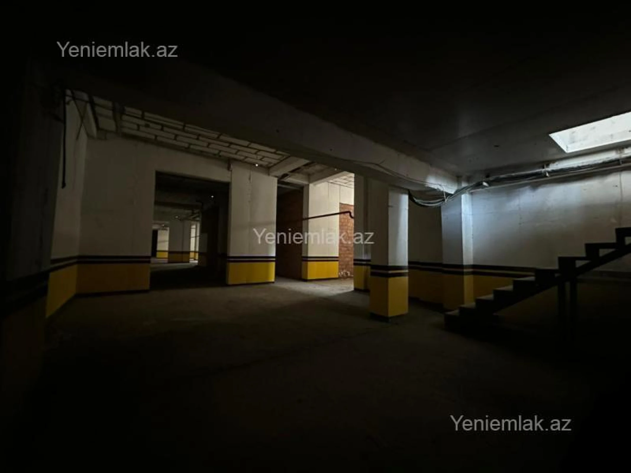 Satılır obyekt 792 m²