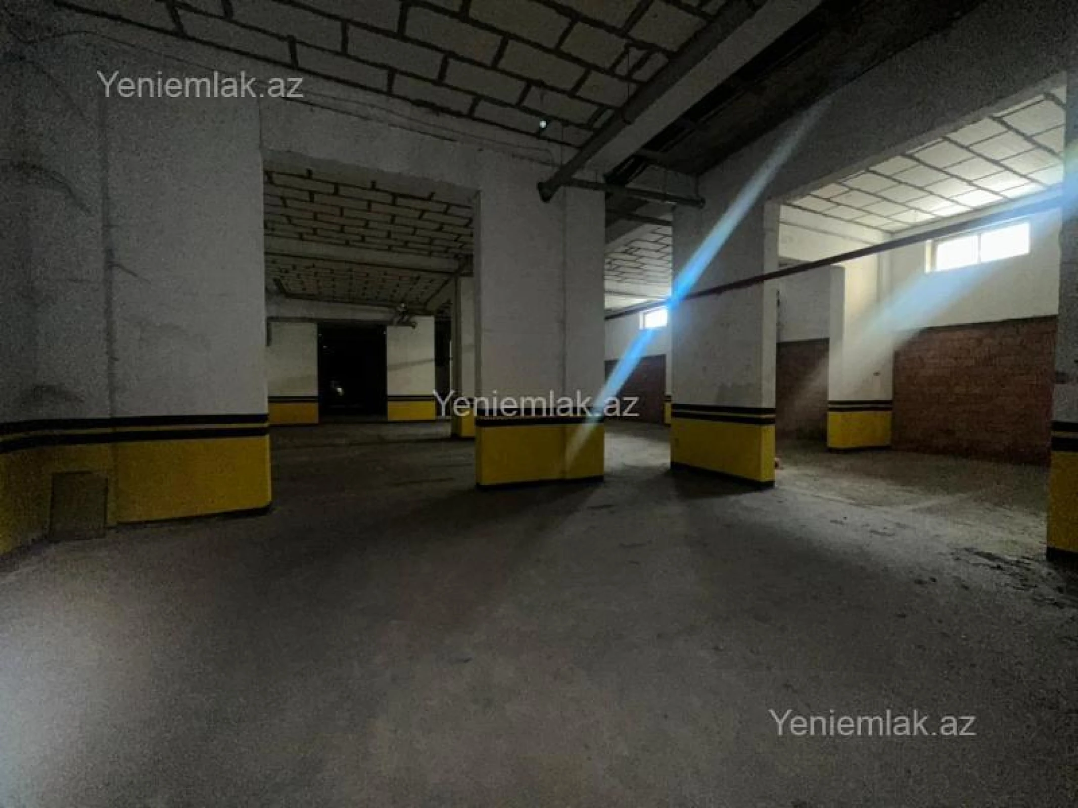 Satılır obyekt 792 m²