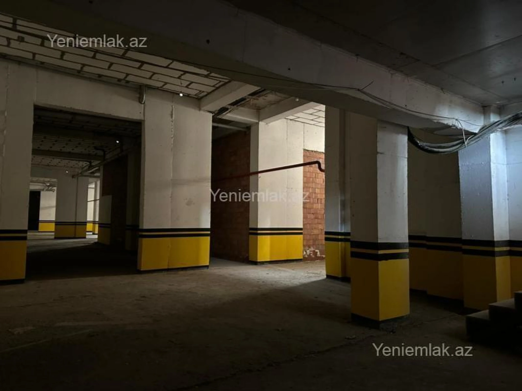 Satılır obyekt 792 m²