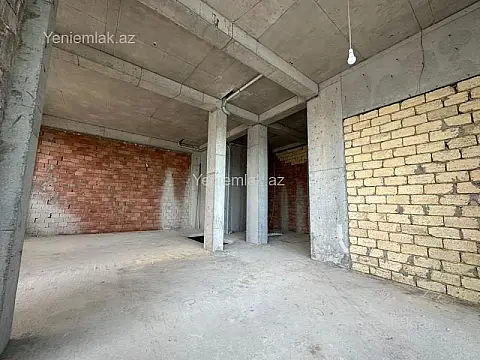 Satılır obyekt 792 m²