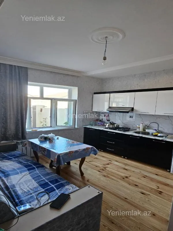 Satılır 3 otaqlı həyət evi 86 m²