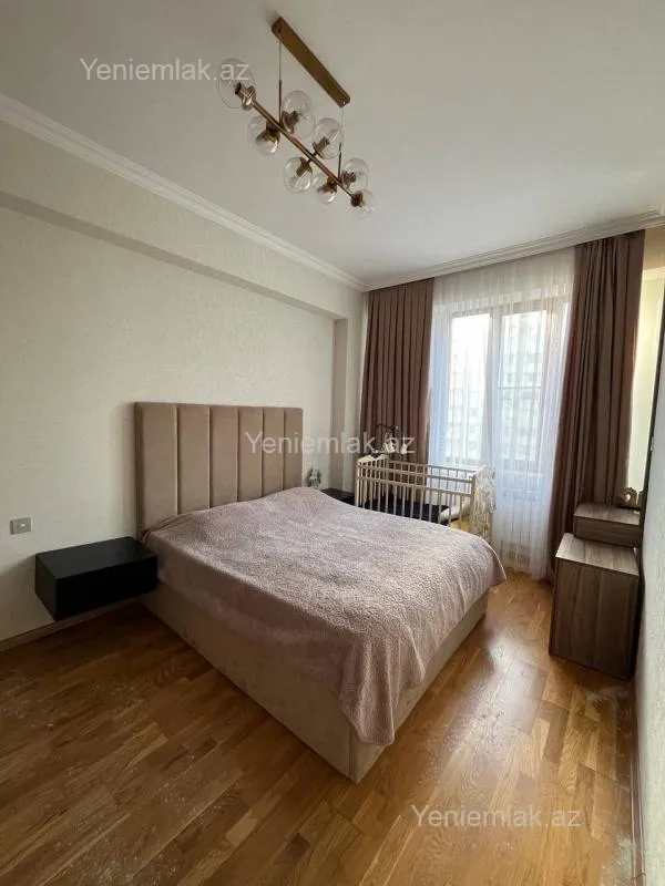 Satılır 2 otaqlı yeni tikili 75 m²