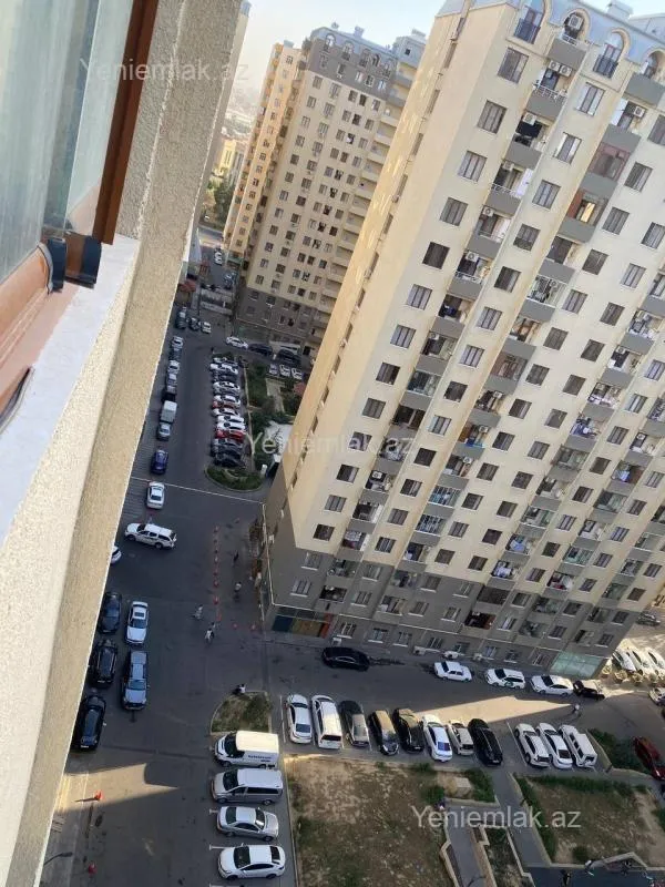 Satılır 2 otaqlı yeni tikili 75 m²