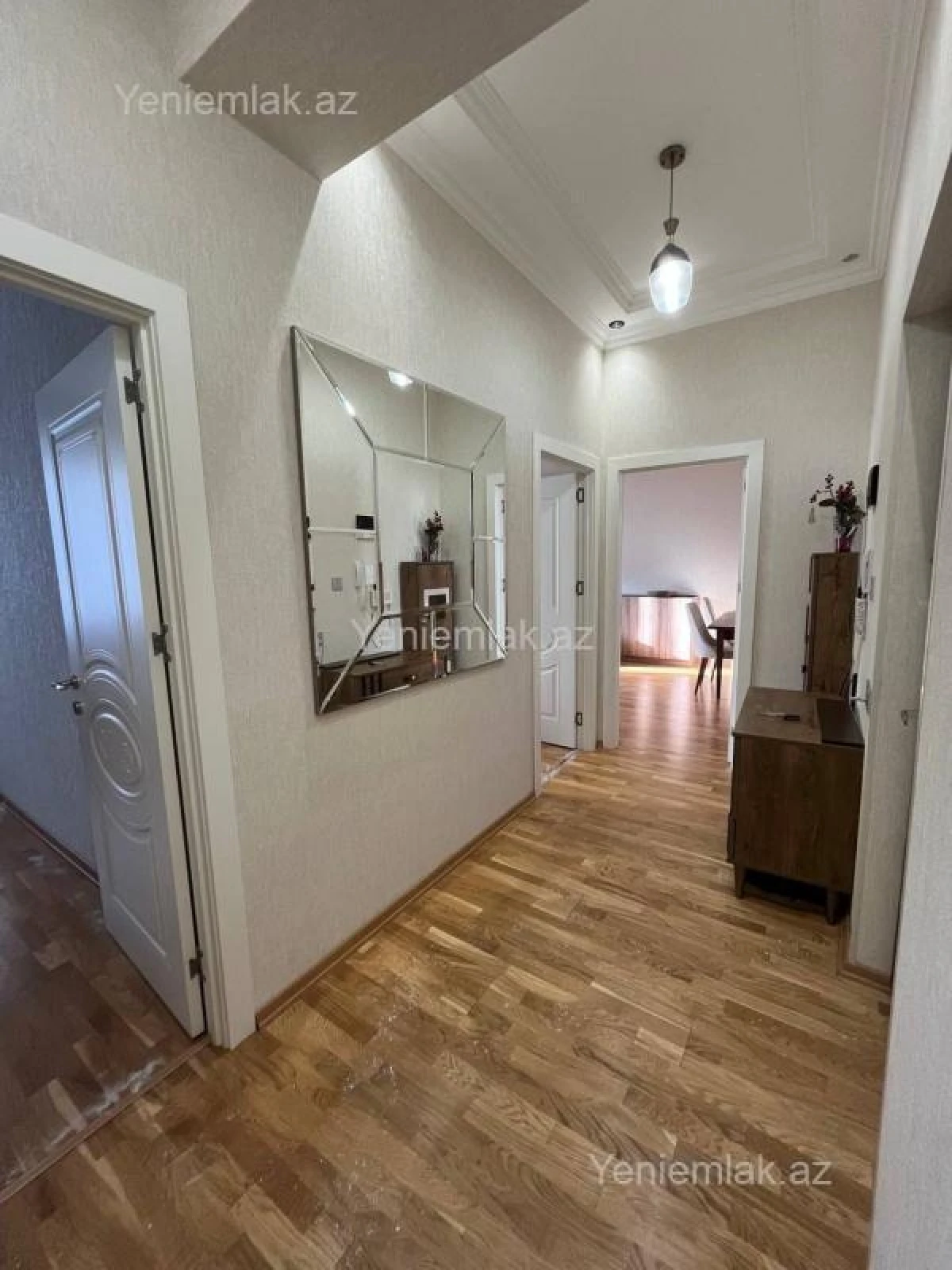 Satılır 2 otaqlı yeni tikili 75 m²
