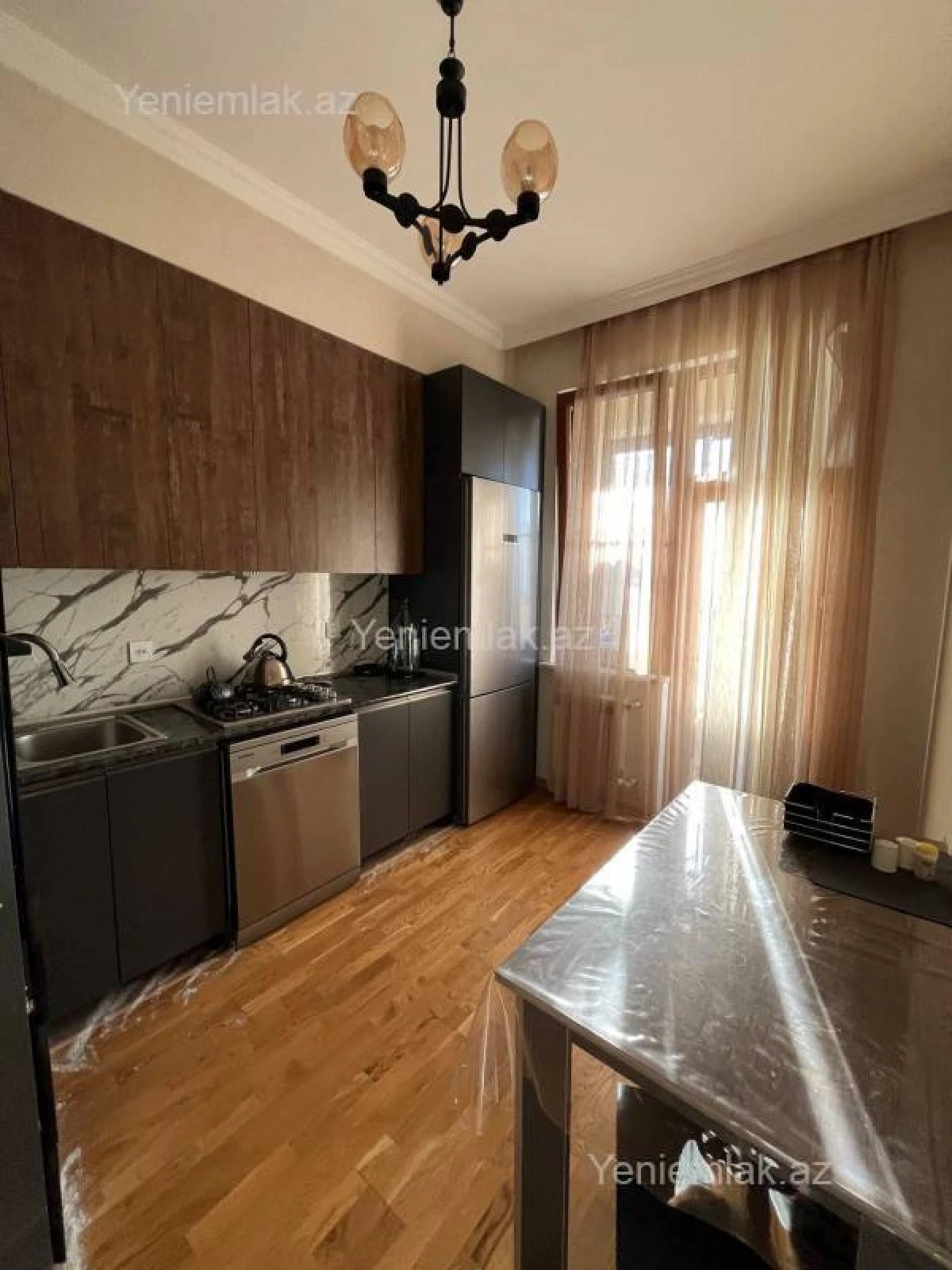 Satılır 2 otaqlı yeni tikili 75 m²