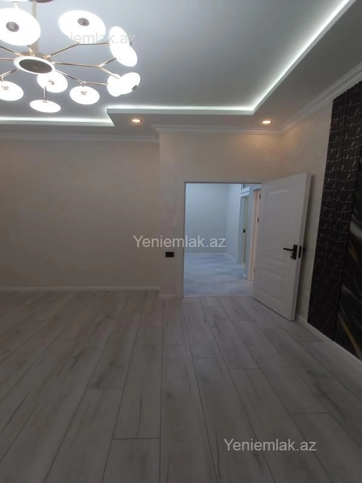 Satılır 3 otaqlı yeni tikili 65 m²