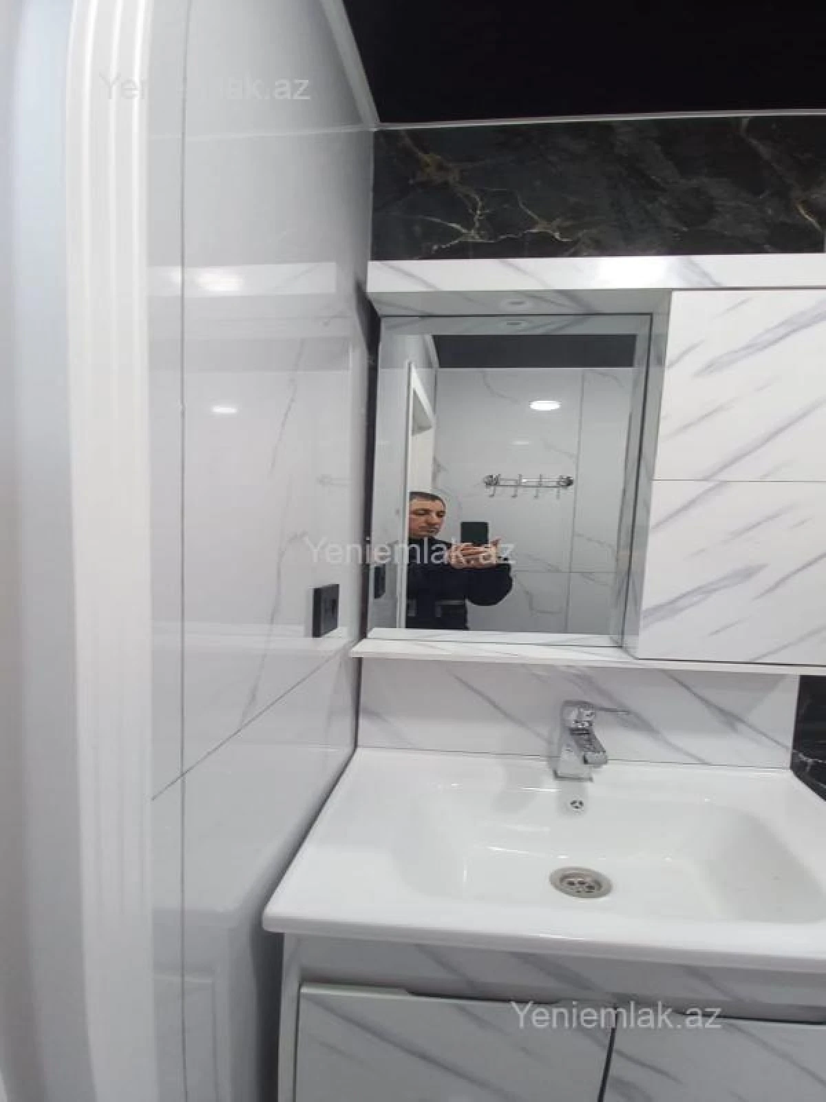 Satılır 3 otaqlı yeni tikili 65 m²