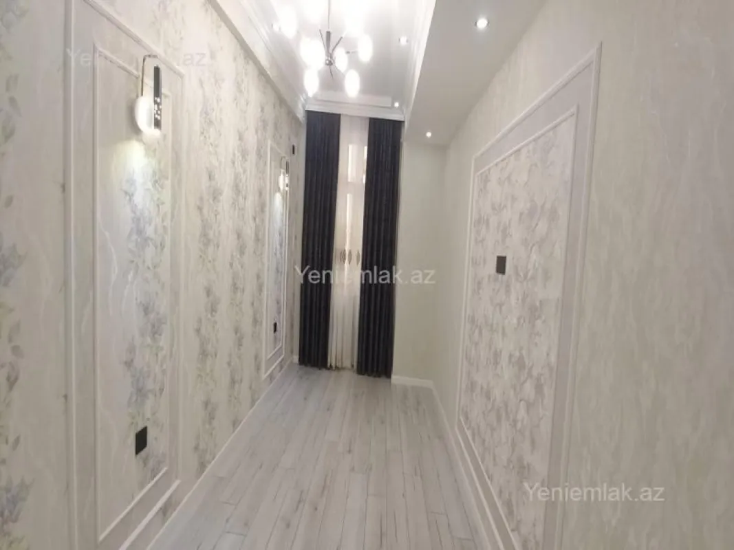 Satılır 3 otaqlı yeni tikili 65 m²