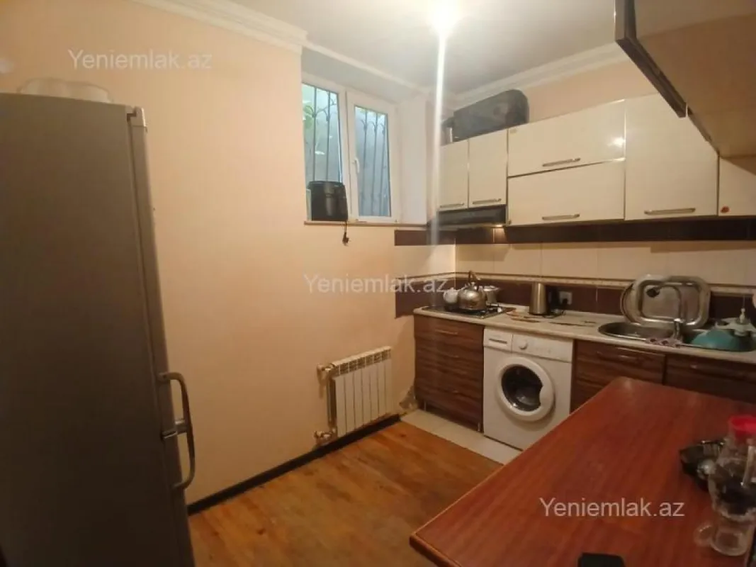 Satılır 4 otaqlı həyət evi 75 m²