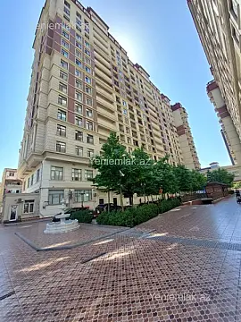 Satılır 4 otaqlı yeni tikili 205 m²