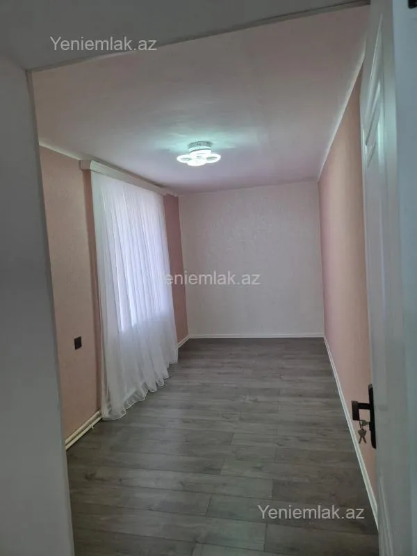 Satılır 3 otaqlı köhnə tikili 50 m²