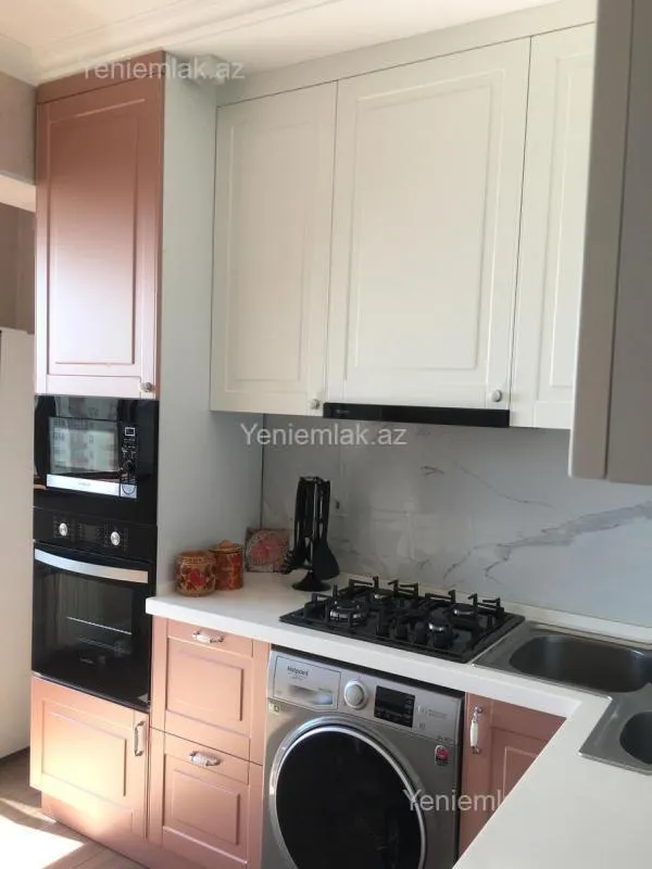 Satılır 2 otaqlı köhnə tikili 65 m²