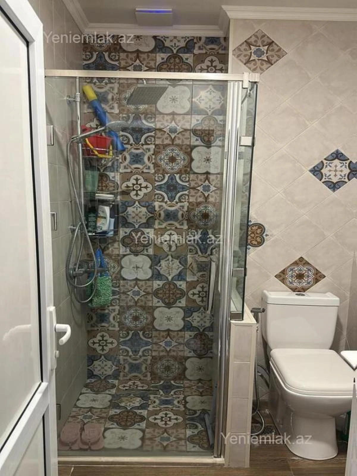 Satılır 2 otaqlı köhnə tikili 65 m²