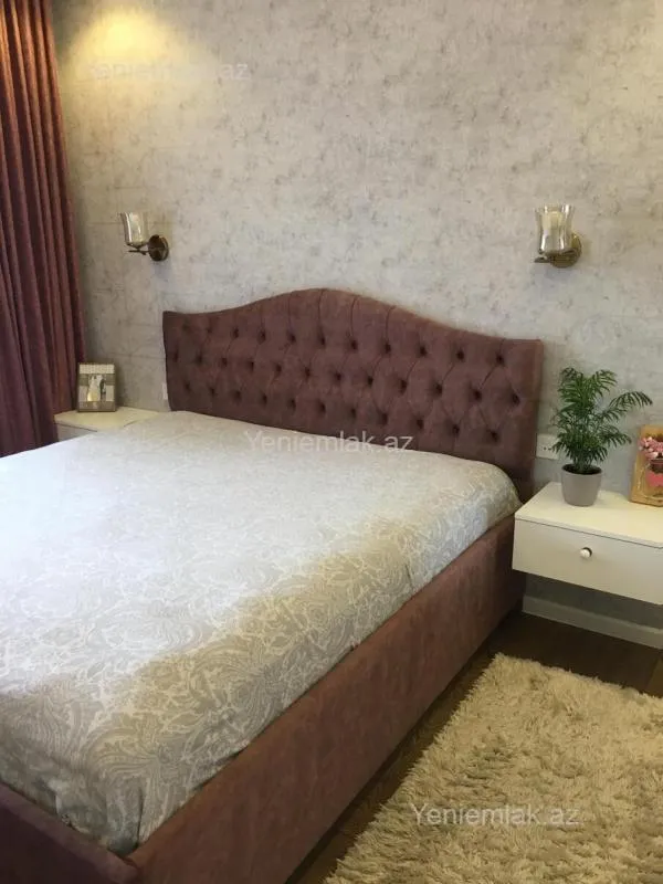 Satılır 2 otaqlı köhnə tikili 65 m²