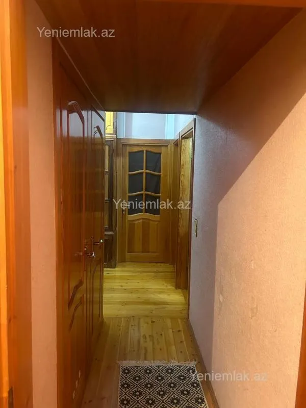 Satılır 3 otaqlı köhnə tikili 80 m²