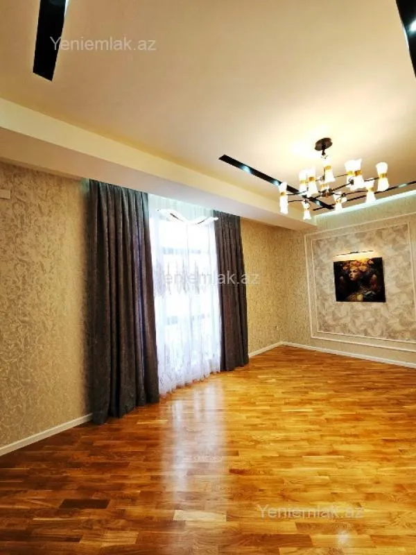 Satılır 2 otaqlı yeni tikili 76 m²