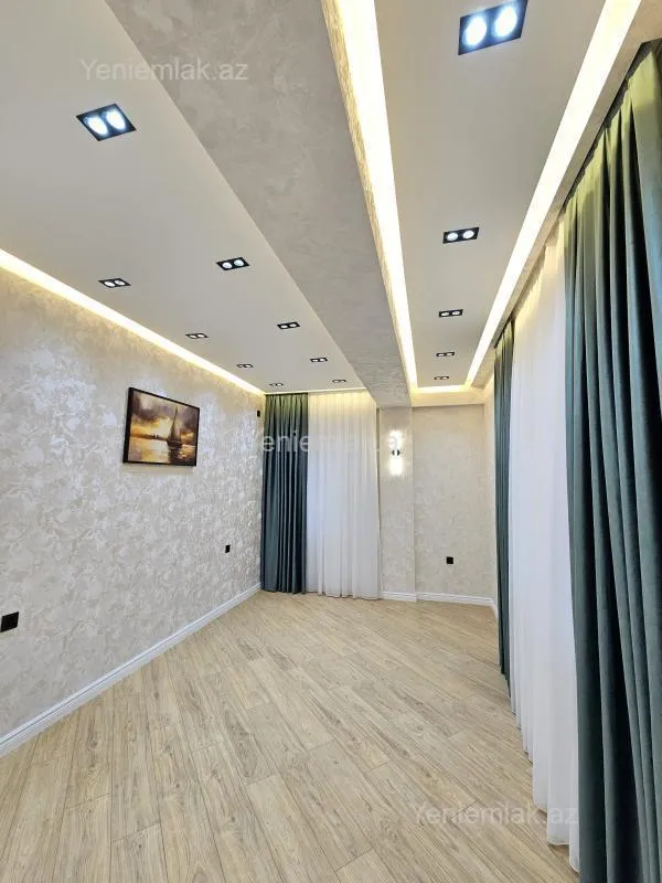 Satılır 3 otaqlı yeni tikili 112 m²