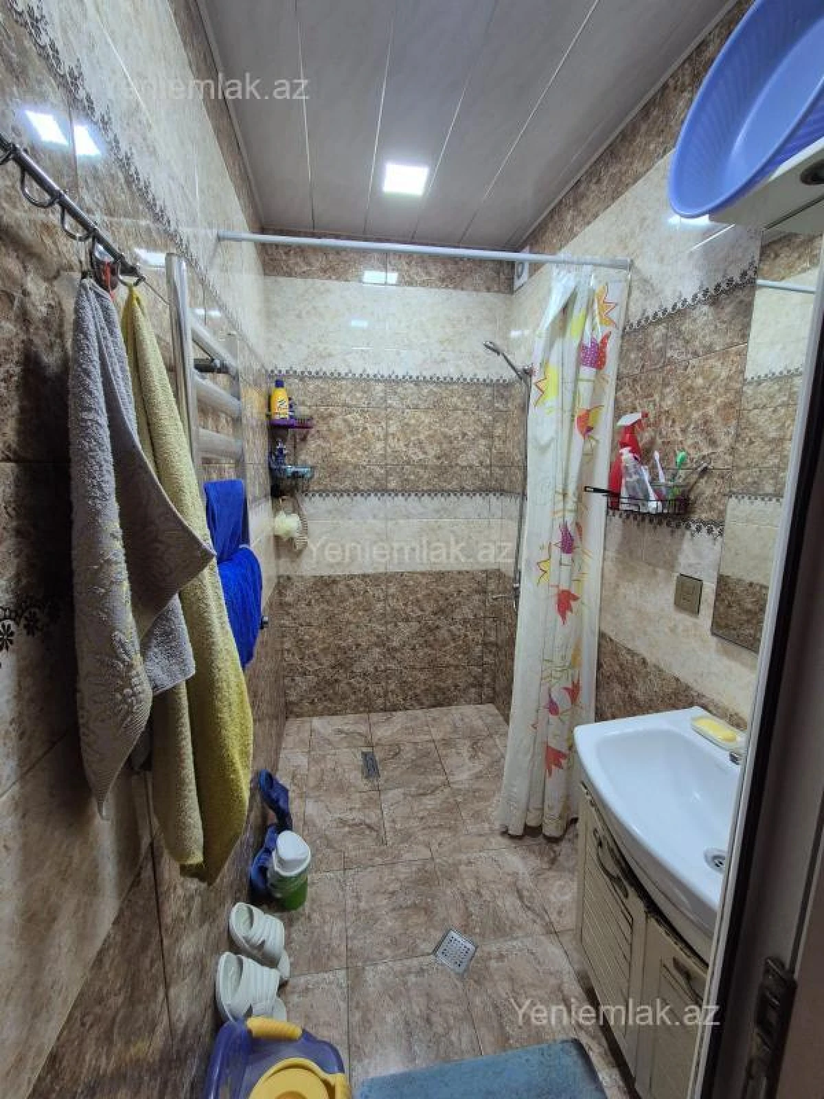 Satılır 3 otaqlı köhnə tikili 70 m²