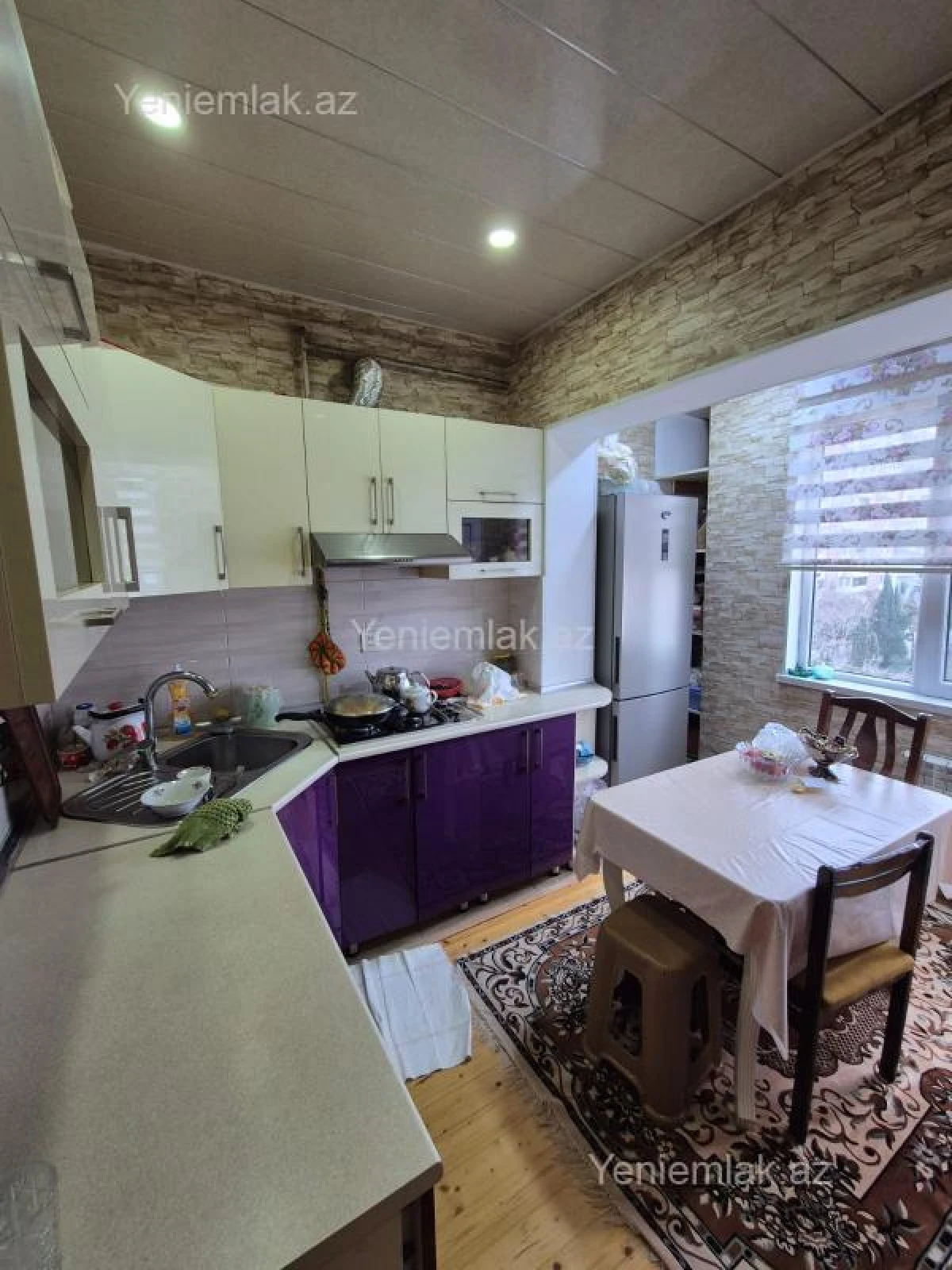 Satılır 3 otaqlı köhnə tikili 70 m²