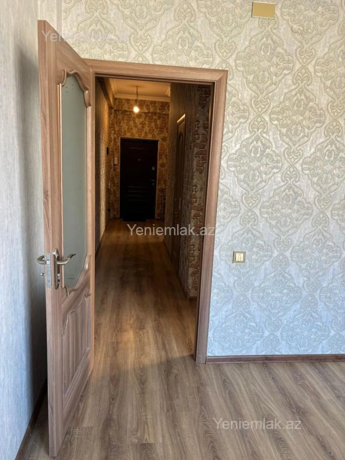 Satılır 2 otaqlı yeni tikili 60 m²
