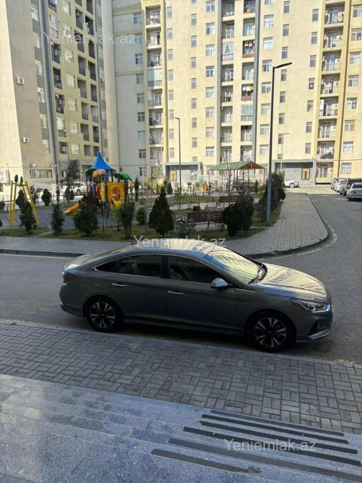 Satılır 2 otaqlı yeni tikili 60 m²