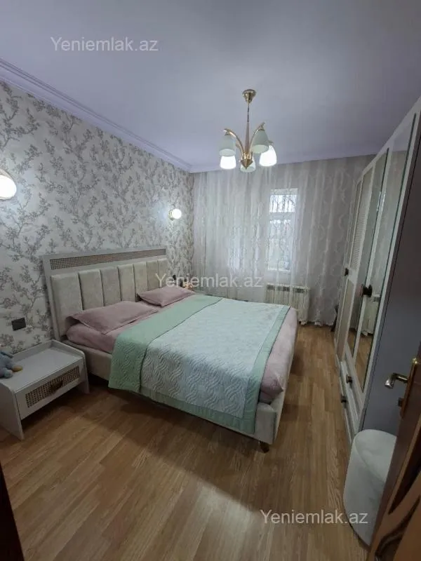 Satılır 2 otaqlı köhnə tikili 55 m²