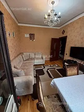 Satılır 2 otaqlı köhnə tikili 50 m²