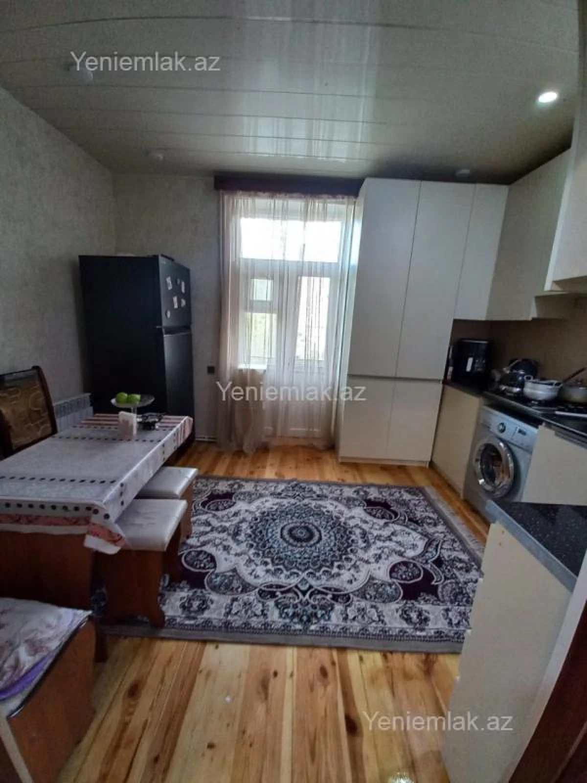 Satılır 2 otaqlı köhnə tikili 50 m²