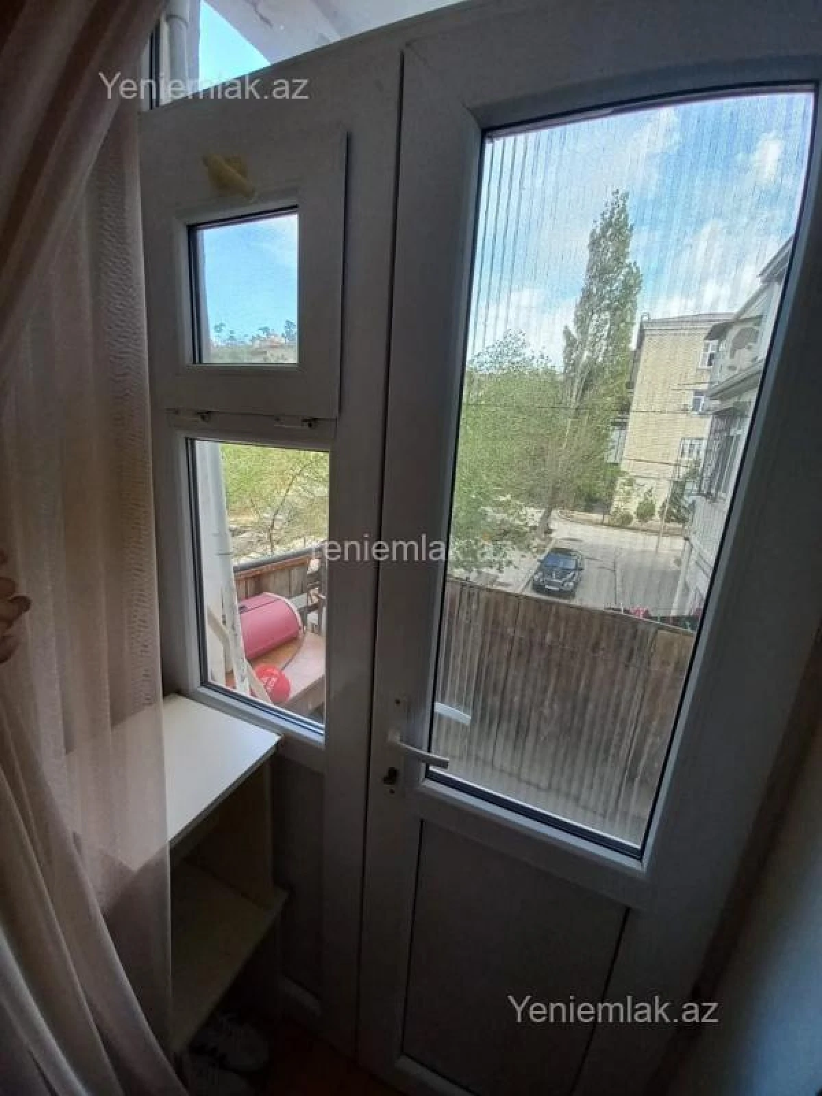 Satılır 2 otaqlı köhnə tikili 50 m²