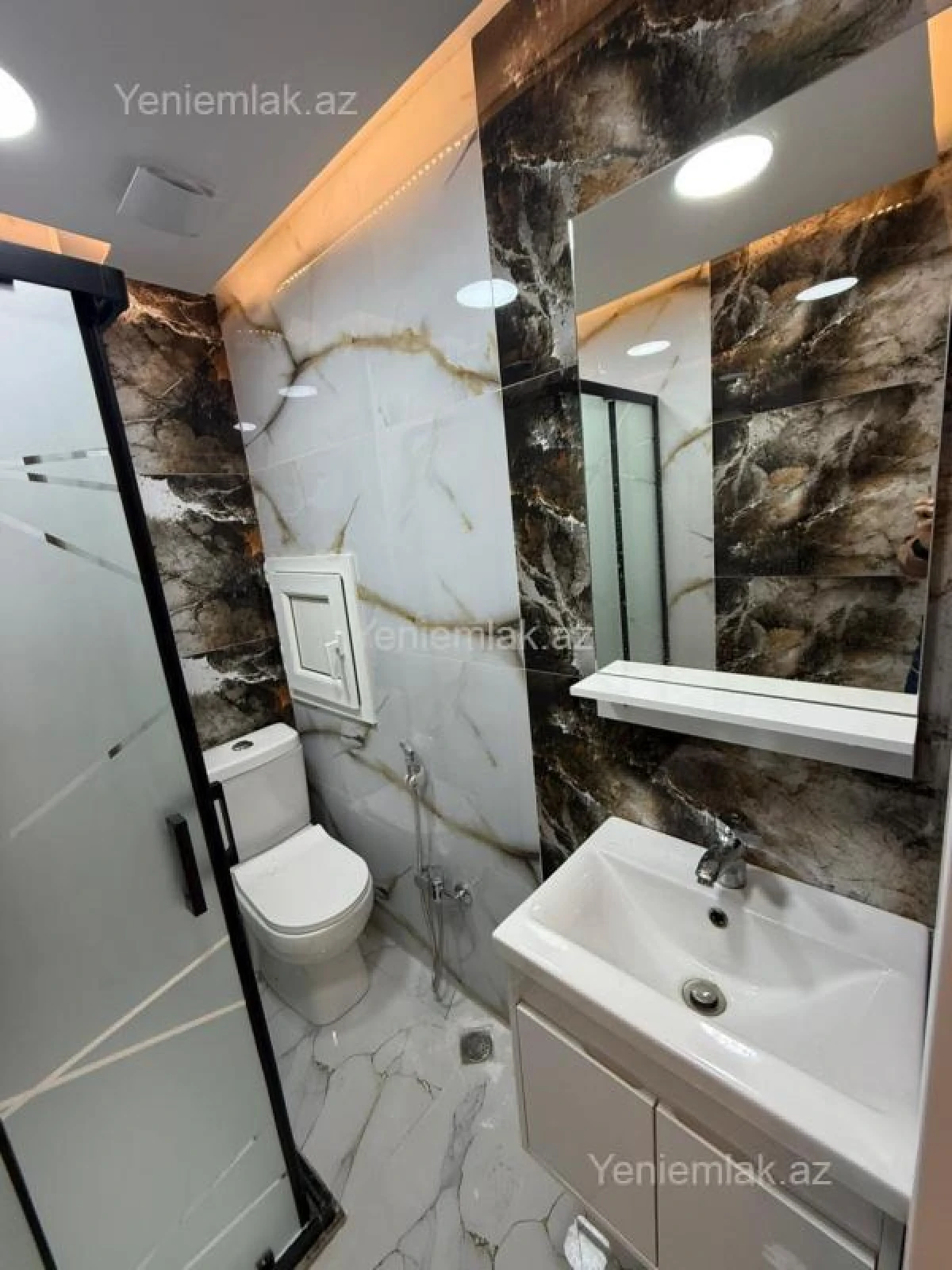 Satılır 2 otaqlı yeni tikili 62 m²