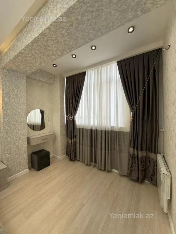 Satılır 2 otaqlı yeni tikili 62 m²