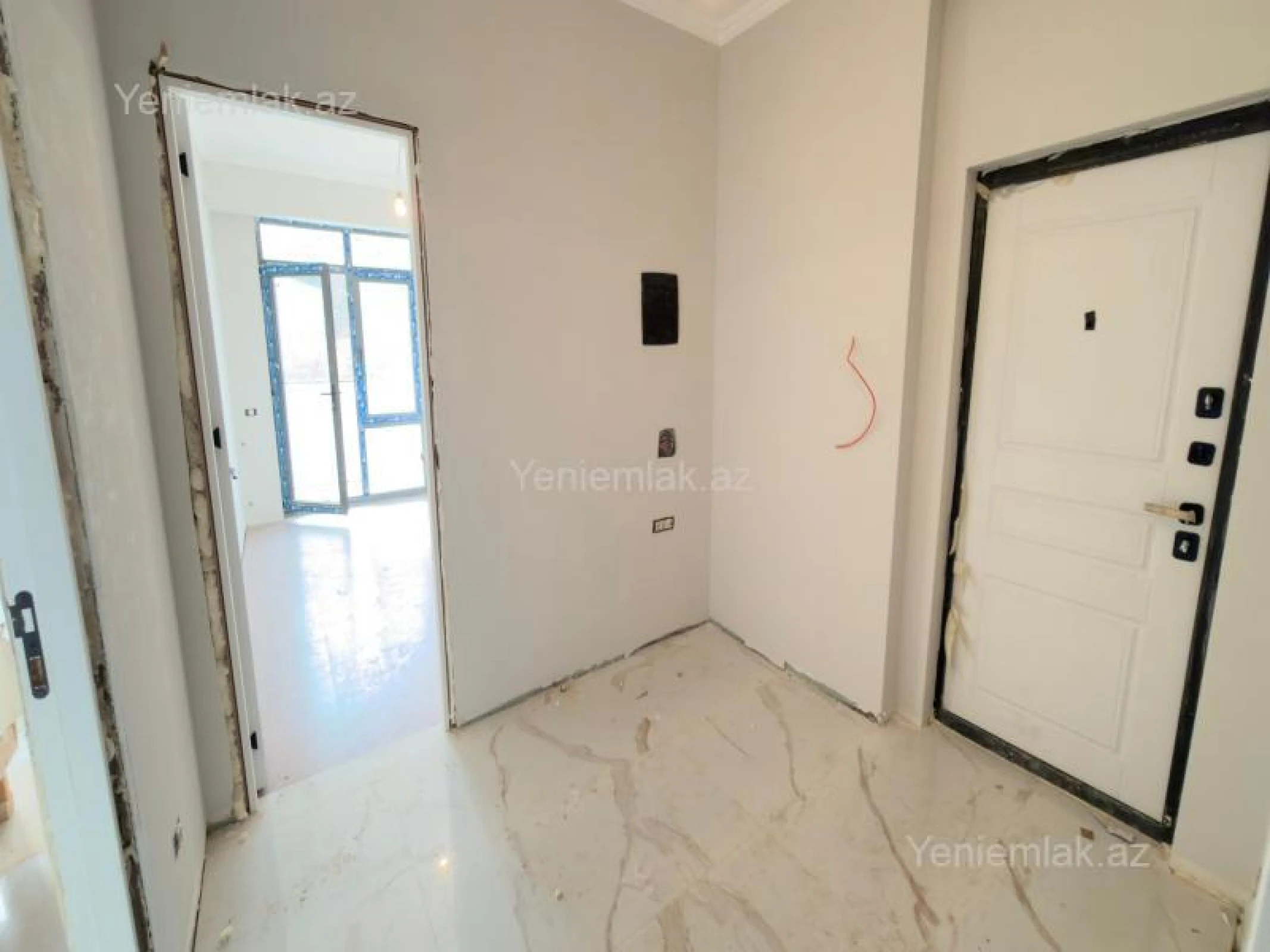 Satılır 3 otaqlı yeni tikili 96 m²