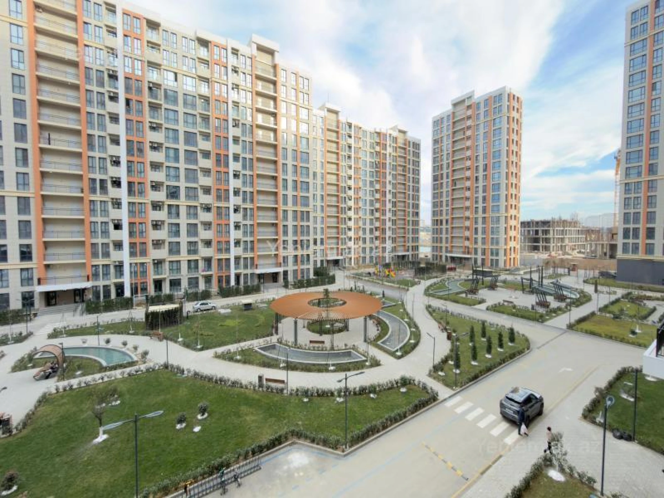 Satılır 3 otaqlı yeni tikili 96 m²