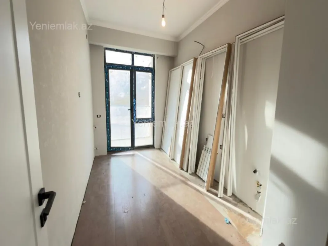 Satılır 3 otaqlı yeni tikili 96 m²