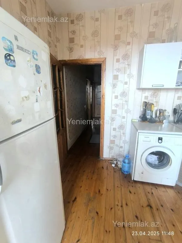 Satılır 3 otaqlı köhnə tikili 80 m²