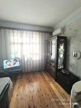 Satılır 3 otaqlı köhnə tikili 80 m²