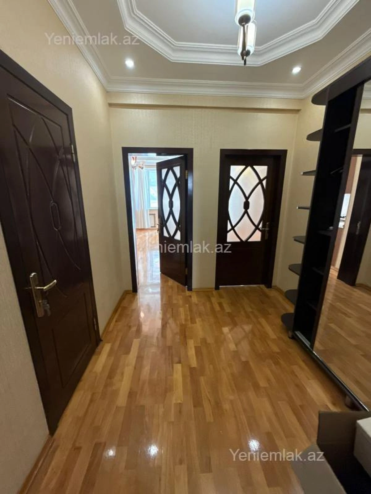 Satılır 2 otaqlı yeni tikili 60 m²