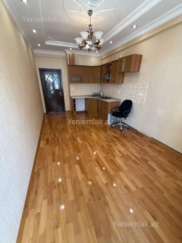 Satılır 2 otaqlı yeni tikili 60 m²