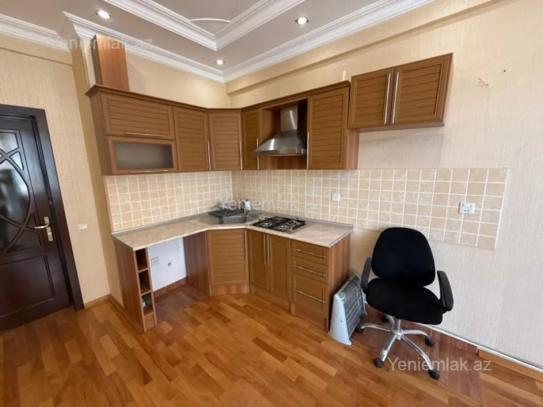 Satılır 2 otaqlı yeni tikili 60 m²
