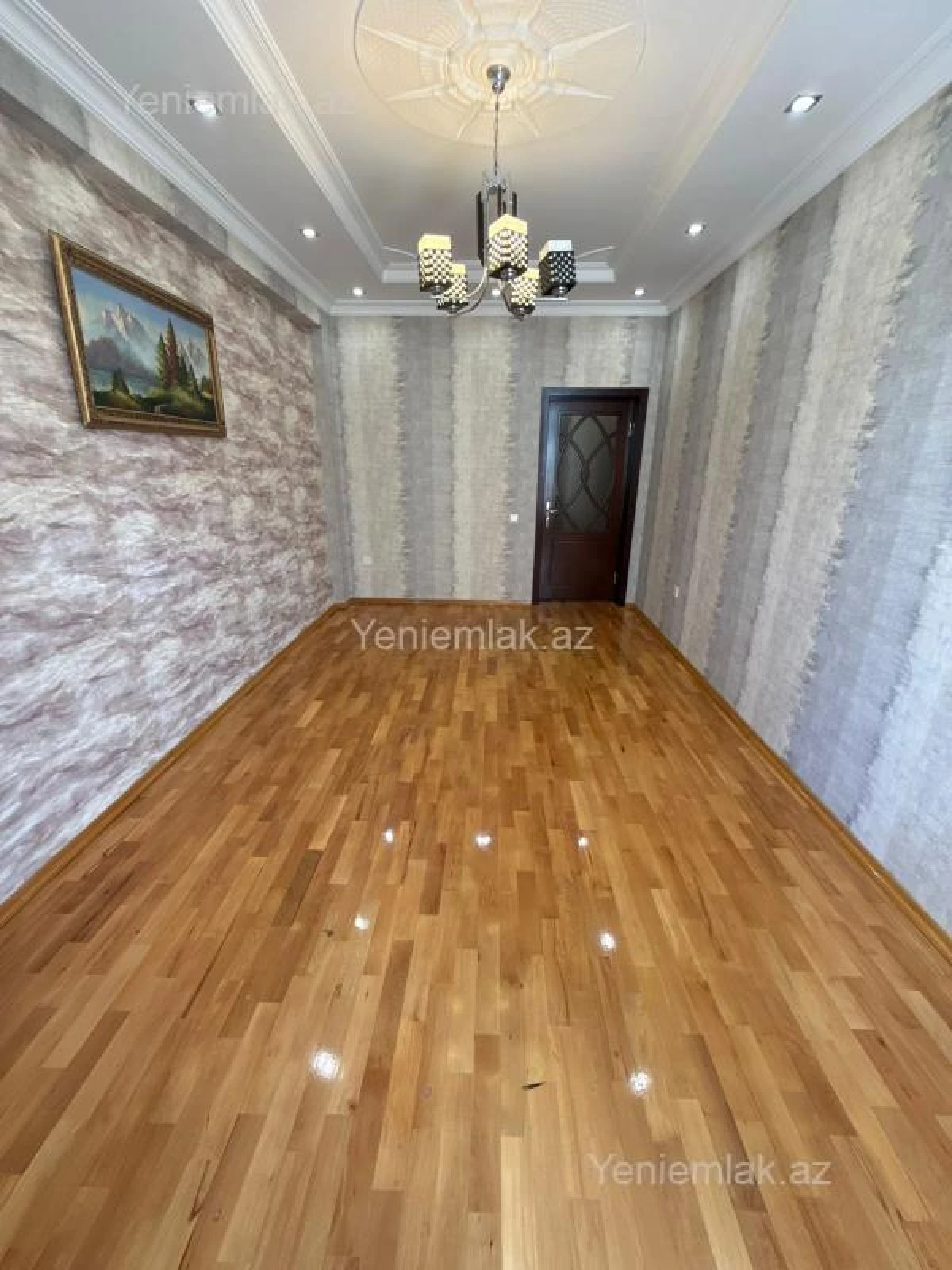 Satılır 2 otaqlı yeni tikili 60 m²