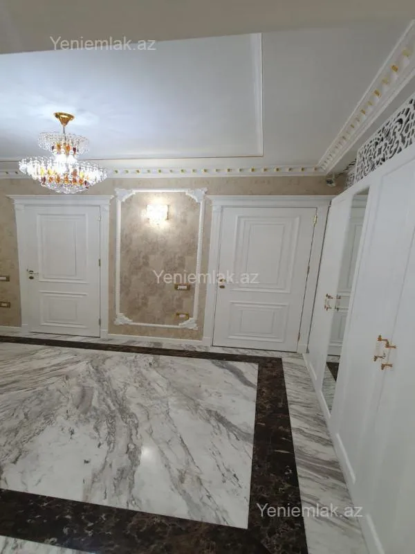 Satılır 3 otaqlı yeni tikili 105 m²