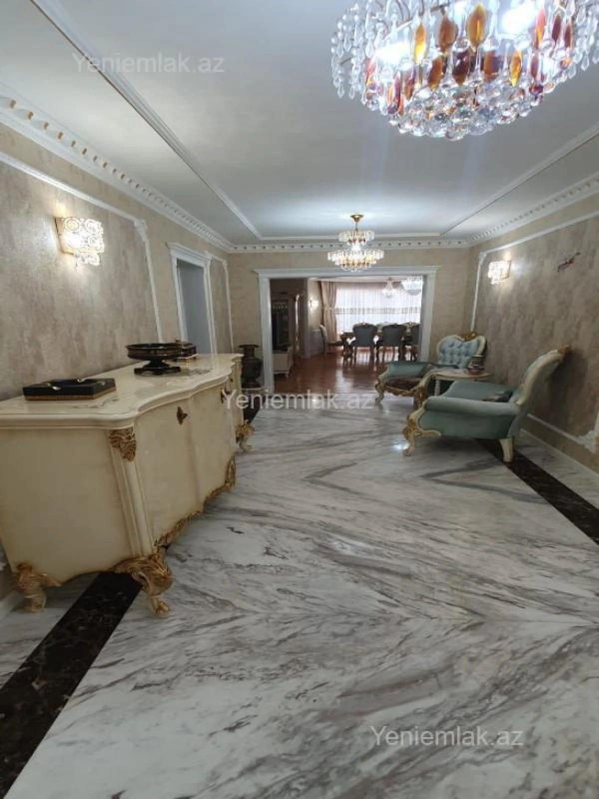 Satılır 3 otaqlı yeni tikili 105 m²