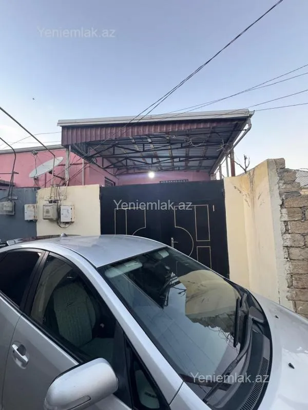 Satılır 5 otaqlı həyət evi 130 m²