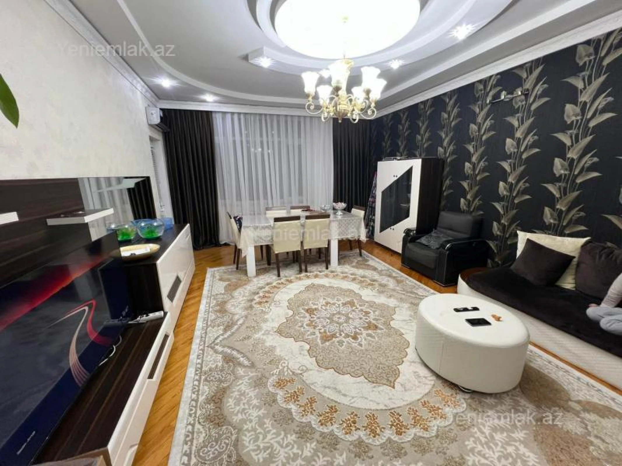 Satılır 3 otaqlı yeni tikili 120 m²