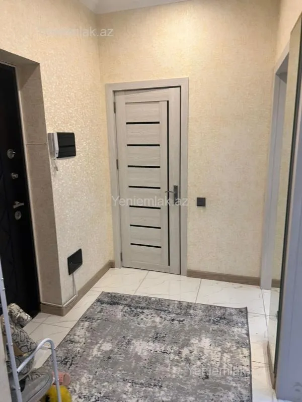 Satılır 3 otaqlı yeni tikili 65 m²