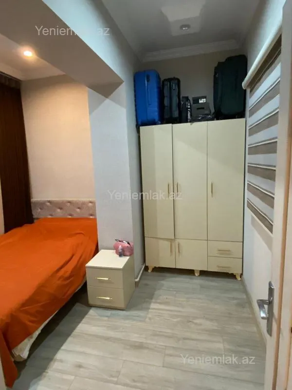 Satılır 3 otaqlı yeni tikili 65 m²