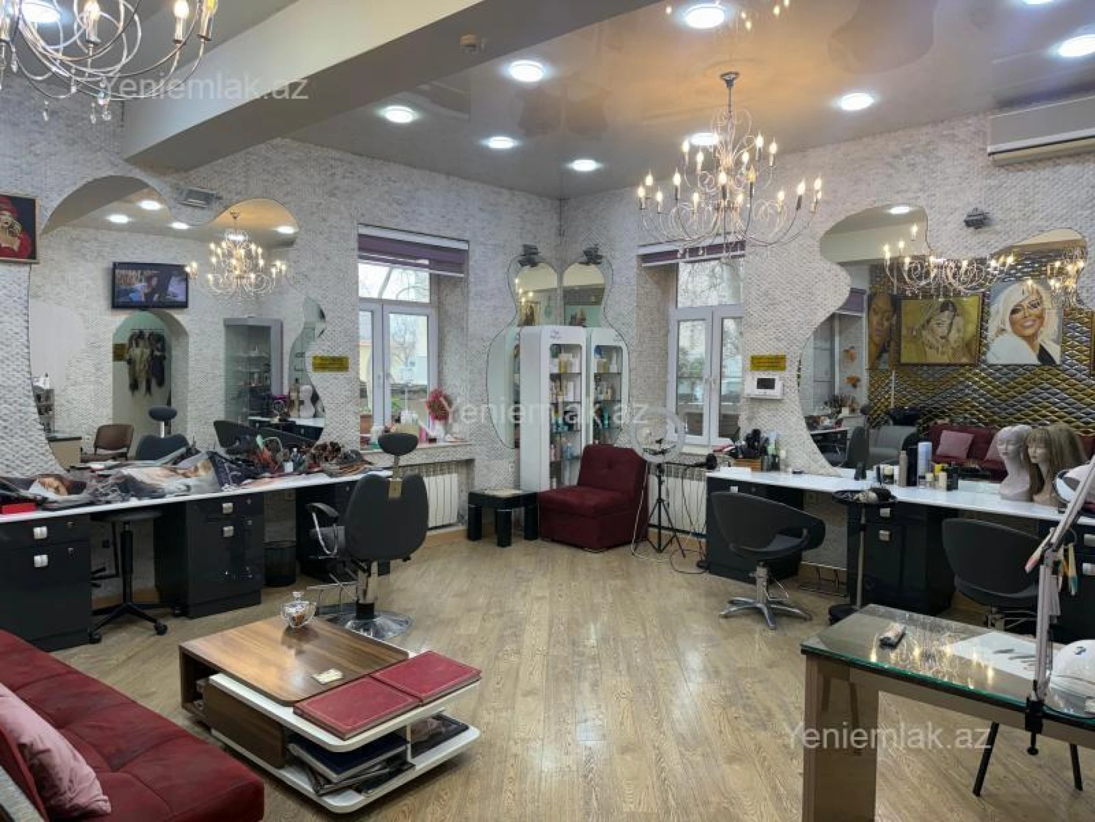 Satılır 4 otaqlı obyekt 130 m²